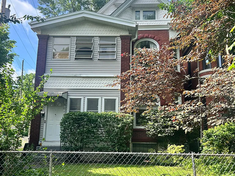 307 W 6th Ave #B — Photo 1