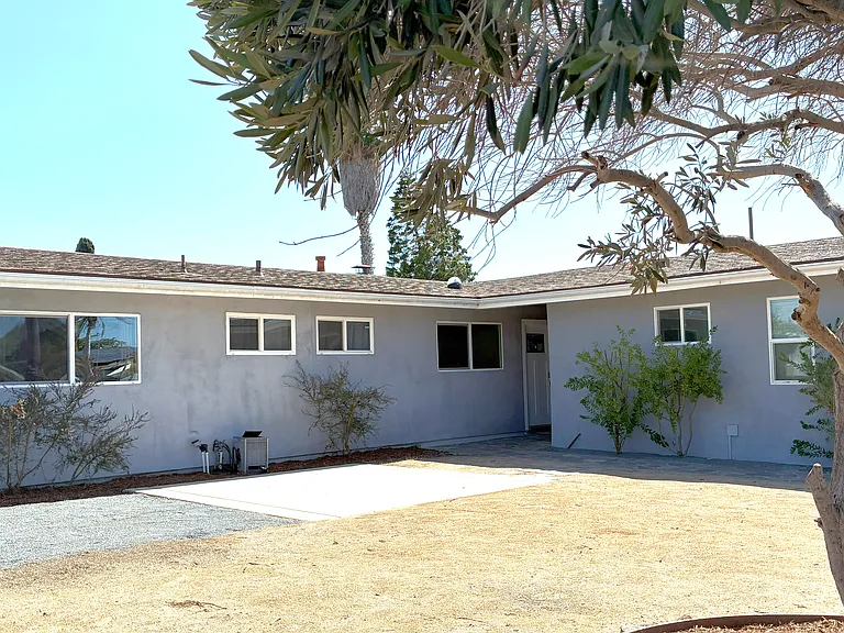 Mount Ararat Dr — Photo 1