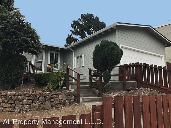 2nd image of 229 Hillside Dr