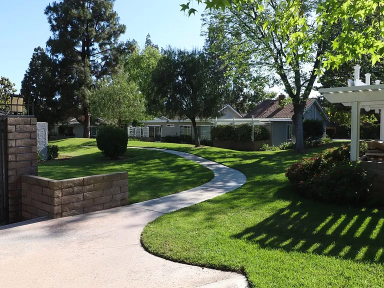 1050 Pacifica Dr — Photo 57
