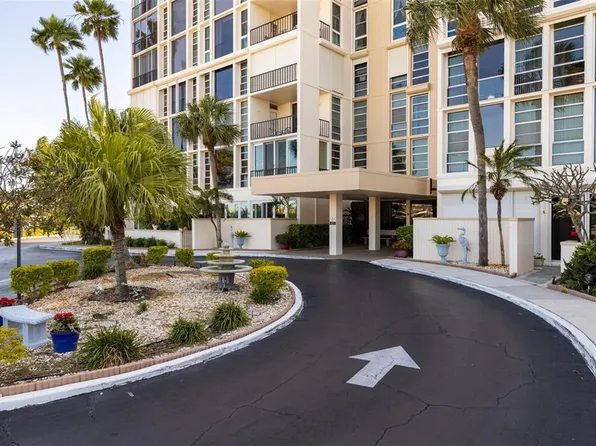 7400 Sun Island Dr S APT 411, South Pasadena, FL 33707