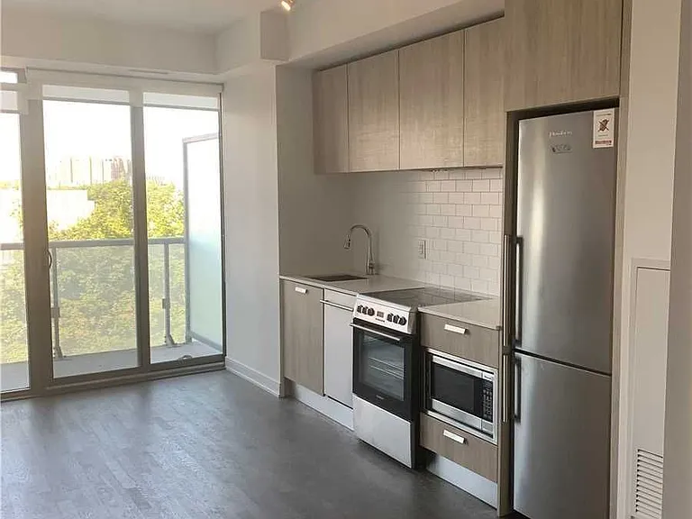 57 Joseph St #814 — Photo 5