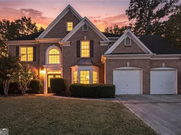 3030 Darien Park Dr, Roswell, GA 30076