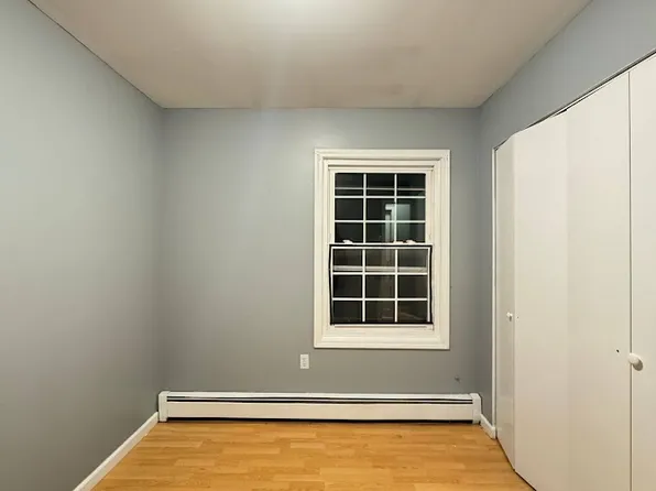 35 Fairview Avenue image 1 of 13