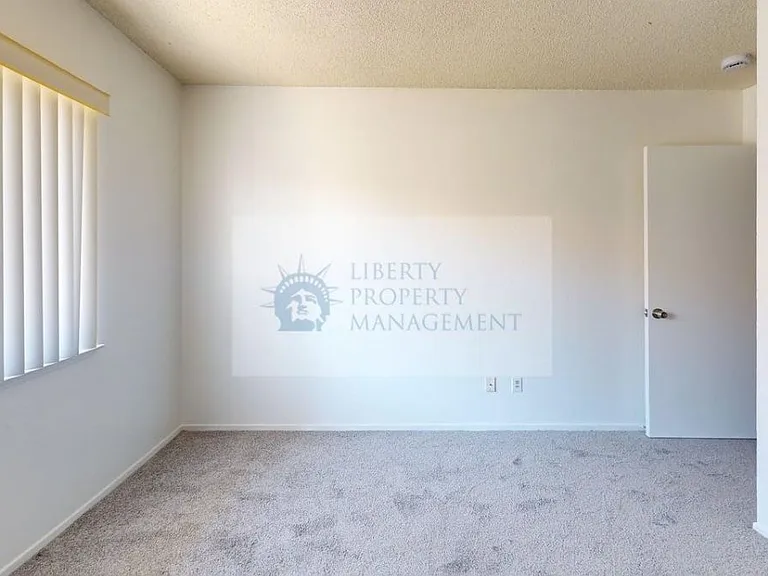 2133 Palisade Ave #3 — Photo 8