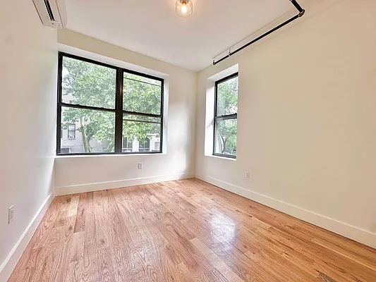 Rented by Doorway NYC, LLC | media 25