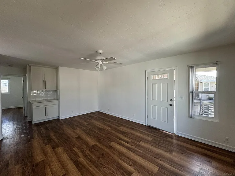 3222 Collier Ave — Photo 14