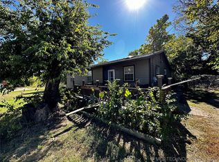 408 E 2nd St, Ravia, OK 73455