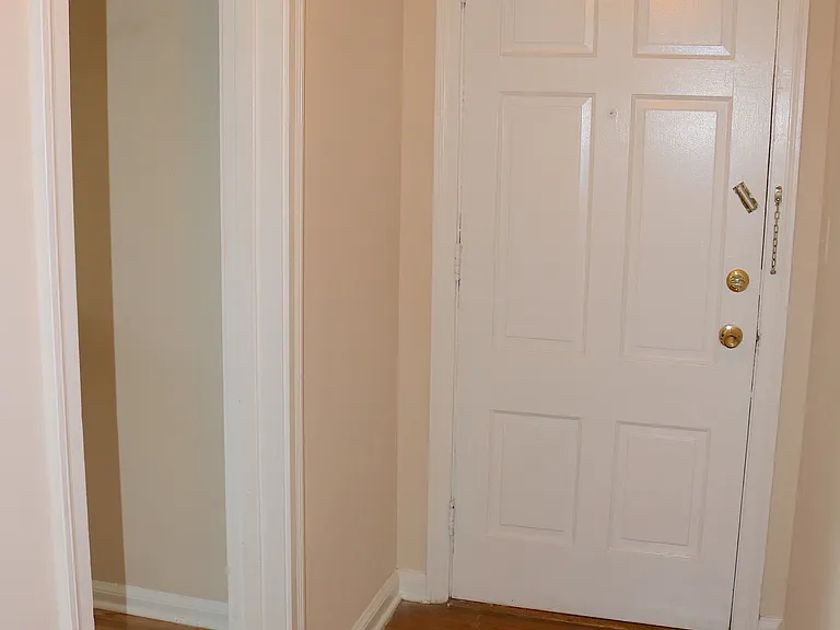 2827 Thornhill Rd — Photo 16