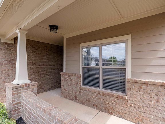 4th image of 5862 Ridgeline Dr