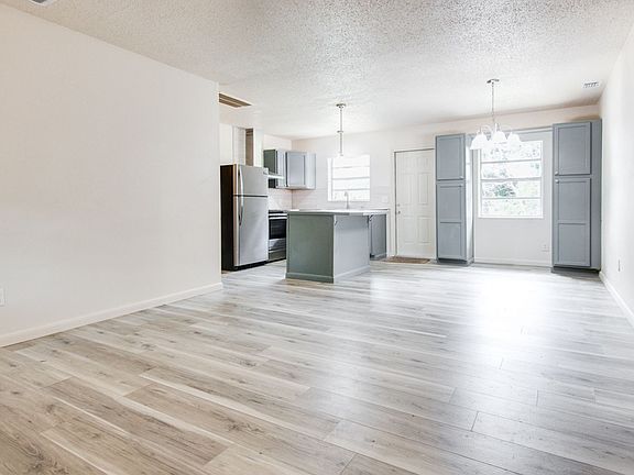 4th image of 228 N Bonnet Ave