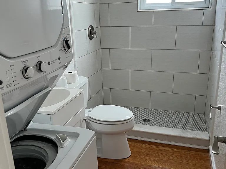 2321 3rd Ave N #1 — Photo 7