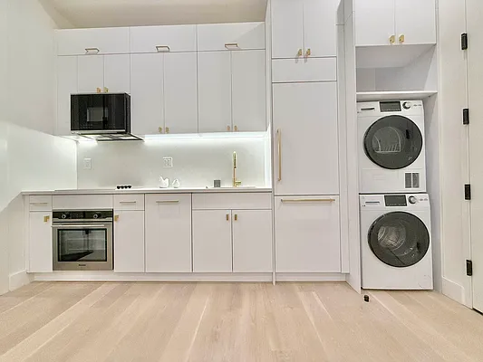 Rented by Doorway NYC, LLC | media 7
