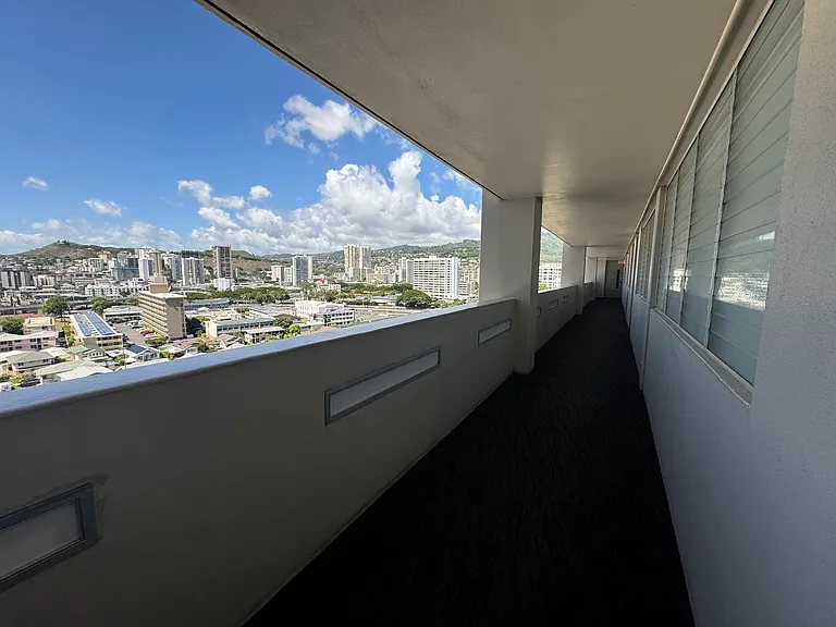 1212 Punahou St #1403 — Photo 10