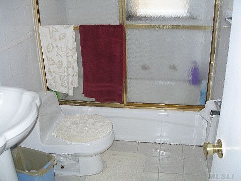 2nd image of 386 Guy Lombardo Ave