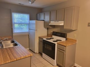 Luxurious 2 bed/2-bath apartment minutes from Whiteoak Shopping, Garner, NC 27529