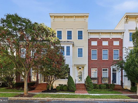 2nd image of 3636 Islington St