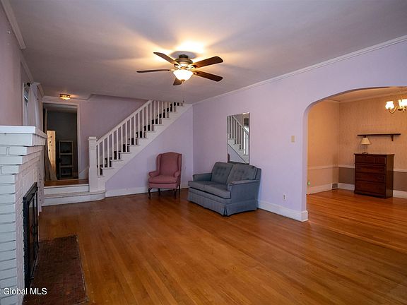 5th image of 828 New Scotland Ave