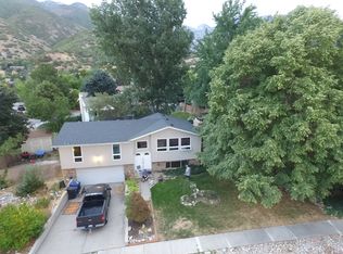 9061 S Greenhills Dr, Cottonwood Heights, UT 84093