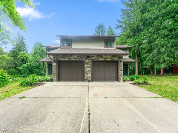 6881 Chestnut Ridge Rd, Hubbard, OH 44425