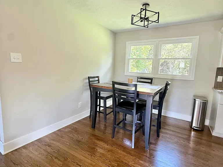 1813 Rainbow Forest Dr — Photo 8