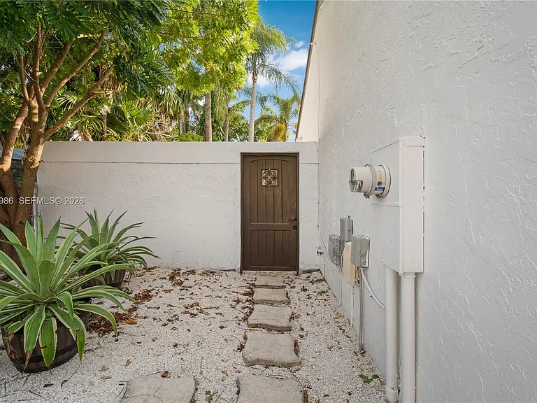 15250 SW 154th Ter #A — Photo 3