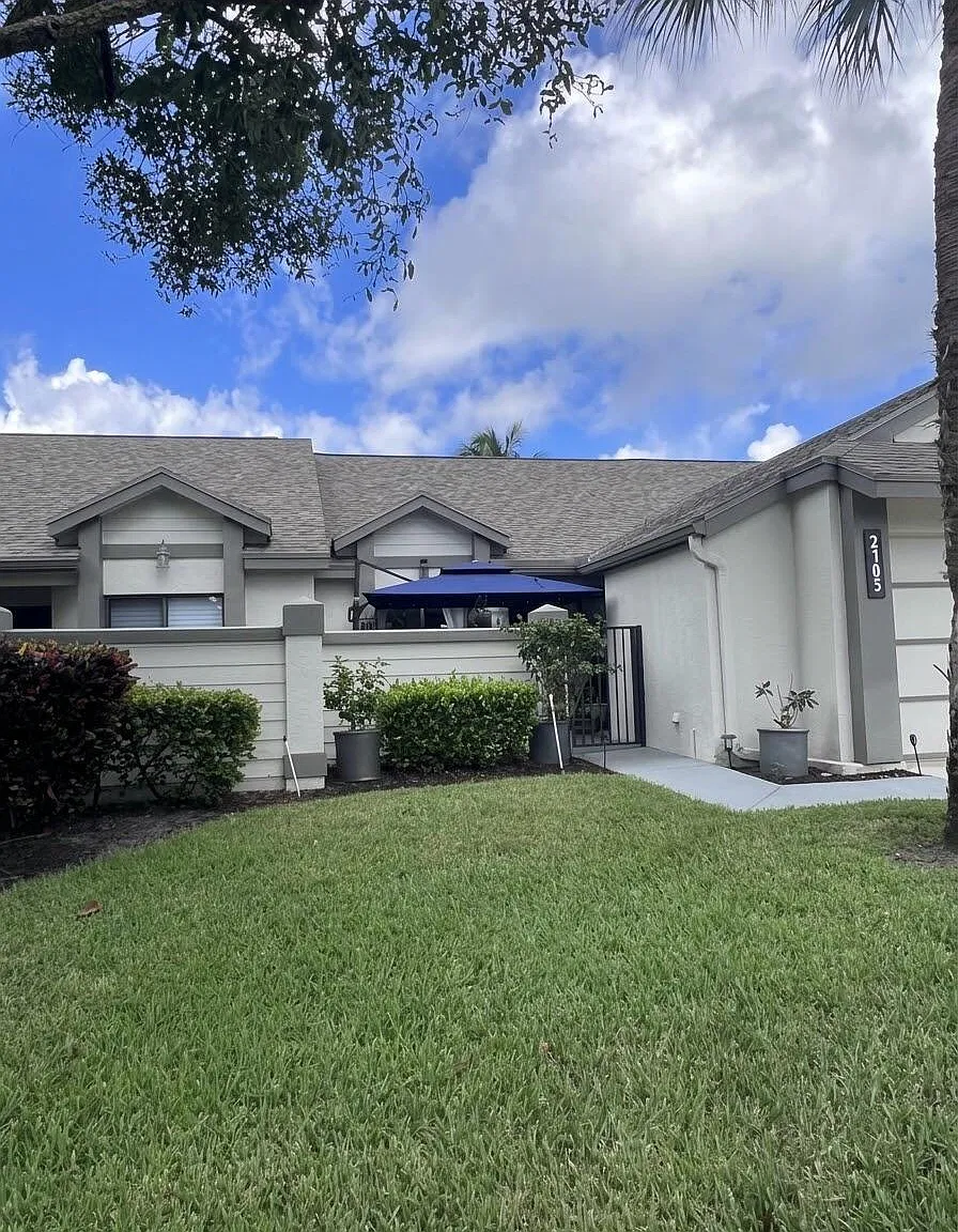 2 bed, 2.0 bath, 1067 sqft, $2,700 — Photo 1