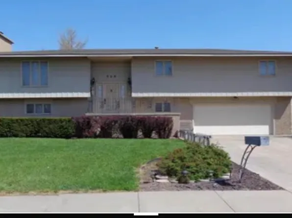 509 W 32nd St #9, Hays, KS 67601