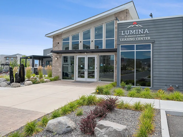 Lumina — Photo 31
