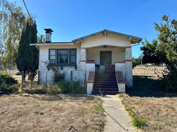 4893 Bodega Avenue, Petaluma, CA 94952