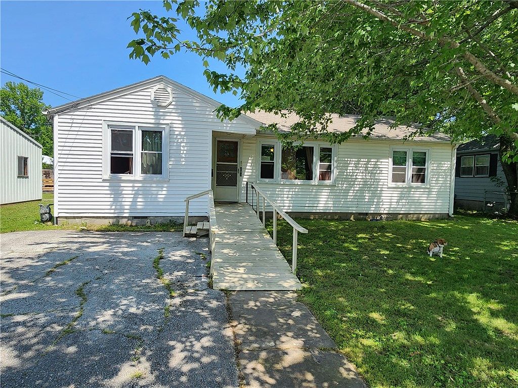 204 Cherry St, Lamar, MO 64759 MLS 1247388 Zillow