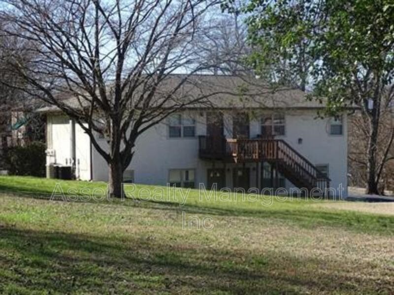 1st image of 2751 Jersey Ave APT 2