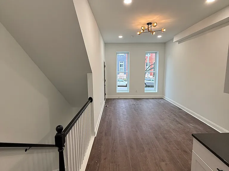 2028 Druid Hill Ave — Photo 36