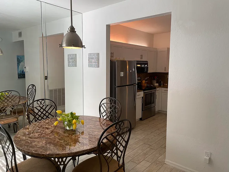 818 Tanbark Dr #104 — Photo 6