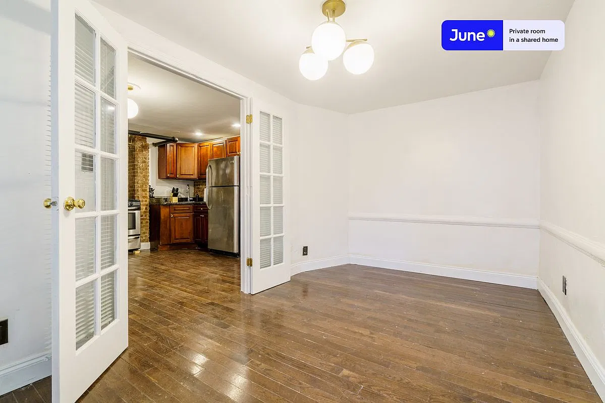 Full bedroom in 5 bed/1.5 bath home in Bedford-Stuyvesant #909 A — Photo 4