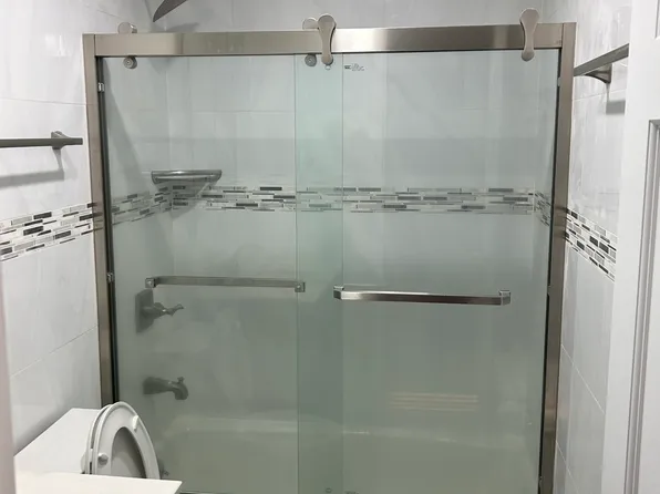 942 East 85th Street image 12 of 12