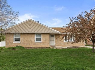 3704 S 69th St, Milwaukee, WI 53220