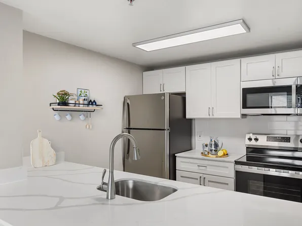 The Monroe, 30 Cattano Ave, Morristown, NJ 07960