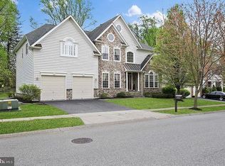 4854 Royal Coachman Dr, Elkridge, MD 21075
