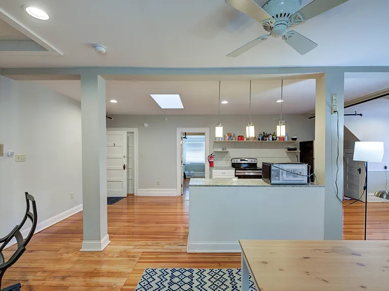 203 S William St #3 — Photo 4