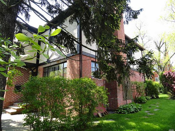 3rd image of 8536 217th St