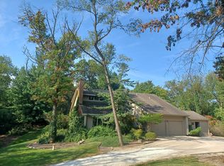 10503 Shelley Ct, Bull Valley, IL 60098