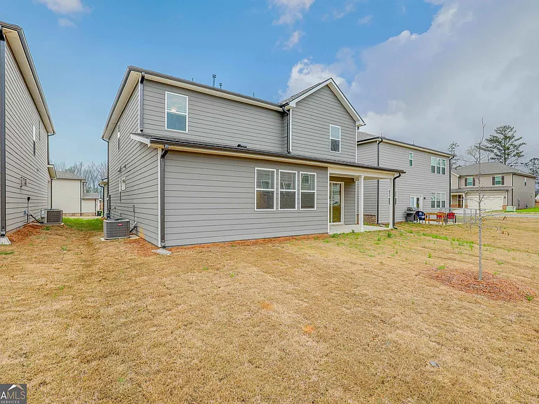 376 Caledonia Ct — Photo 45