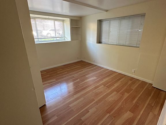 5th image of 41 Brookdale Ave APT B