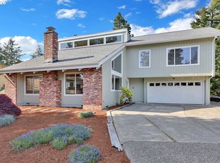 2235 10th St, Florence, OR 97439