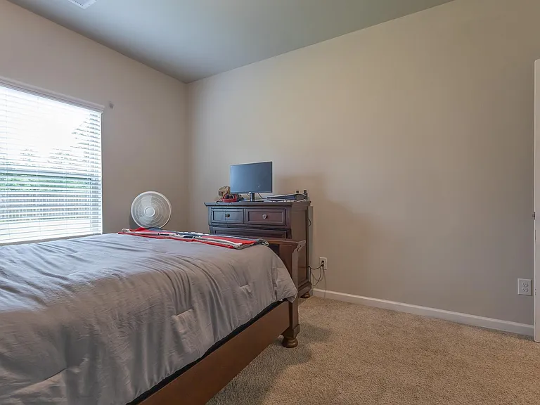 202 Warhawk Dr — Photo 17