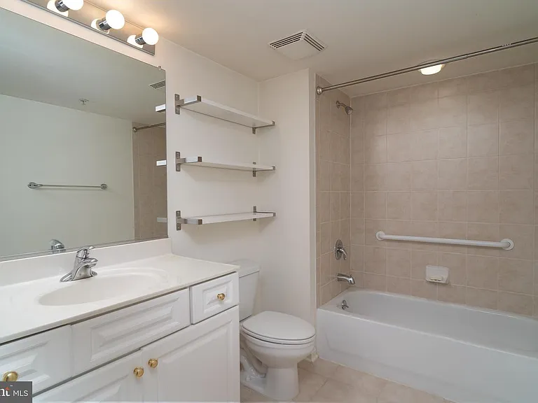 12251 Roundwood Rd #206 — Photo 19