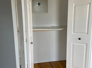 2 New York Ave, Huntington, NY 11743