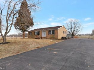 2340 Greensburg Rd, Martinsburg, WV 25404