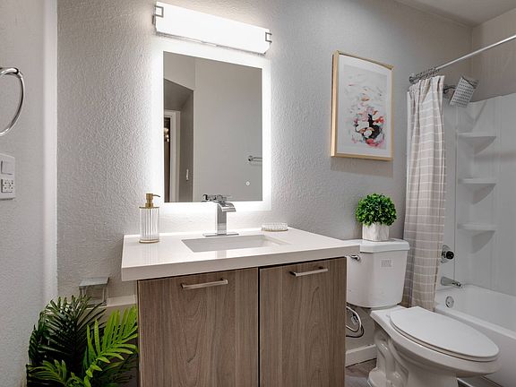 5th image of 5128 N 15th St #585